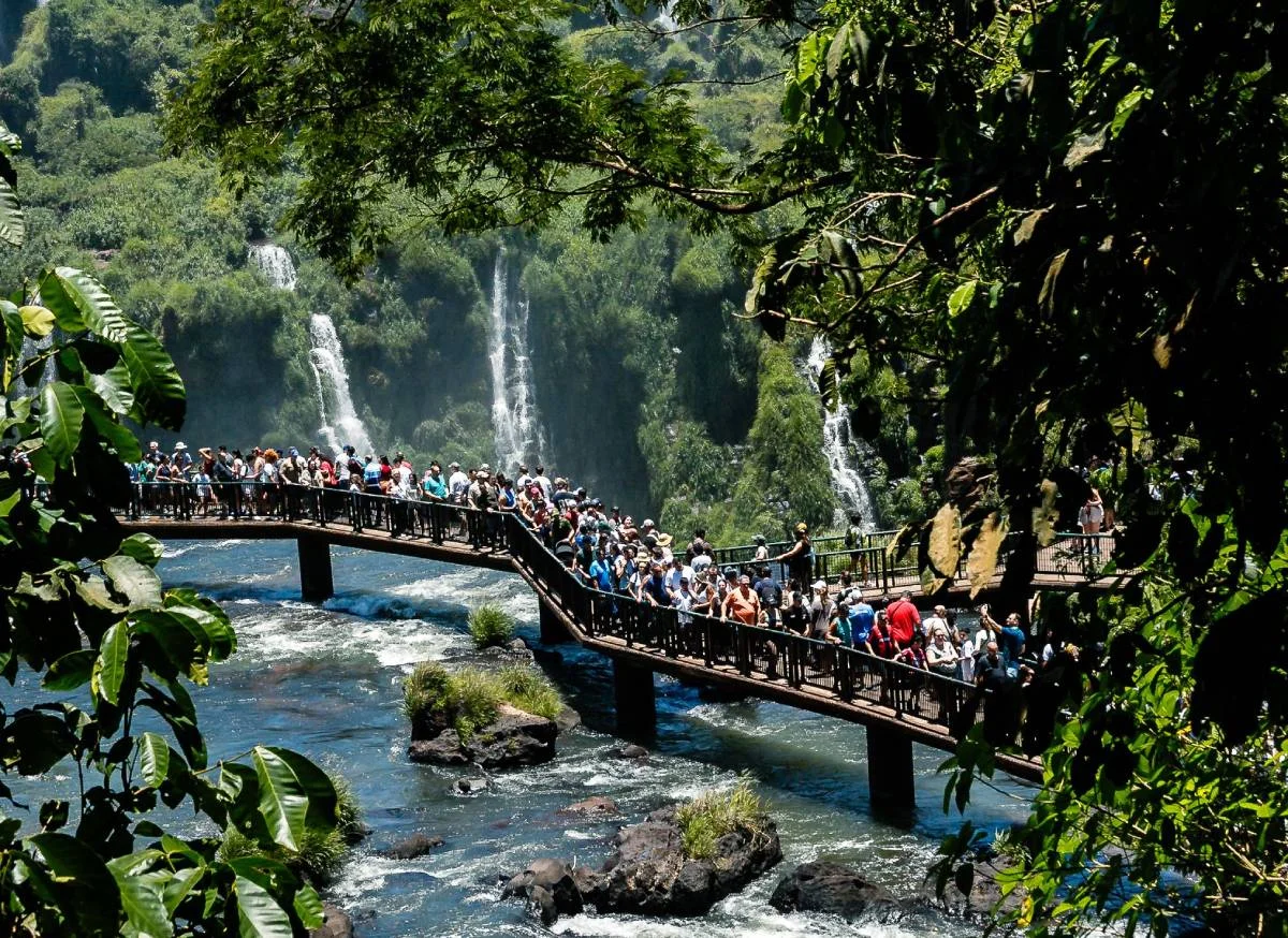 Visitação recorde em parques evidencia potencial do turismo de natureza
