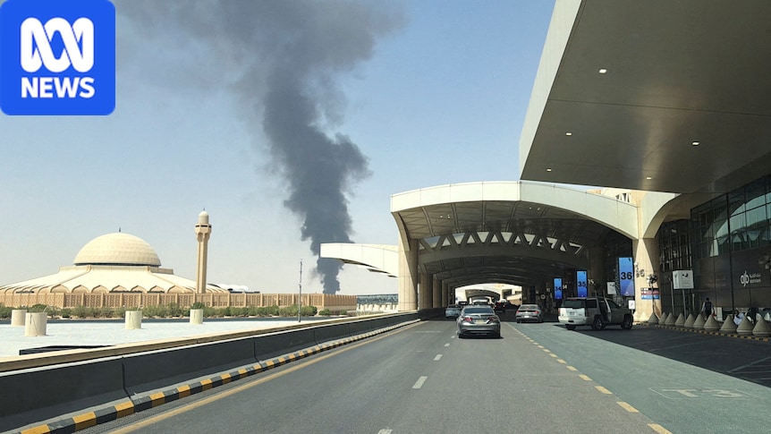 Incêndio irrompe perto do aeroporto de Riade enquanto os Houthis afirmam ter atacado a capital saudita