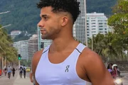 Dificuldade de Lucas Leto com lentes de contato de personagem acende alerta