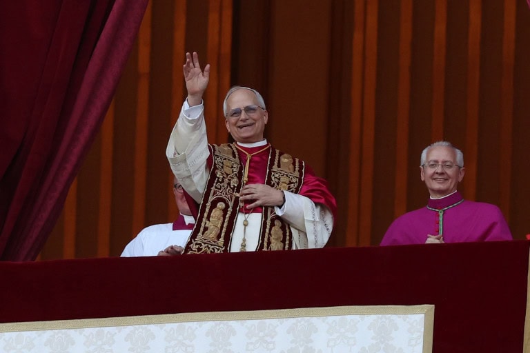 Papa Leão XIV alerta sobre IA e diz que humanidade pode perder espaço para um “paraíso de máquinas”