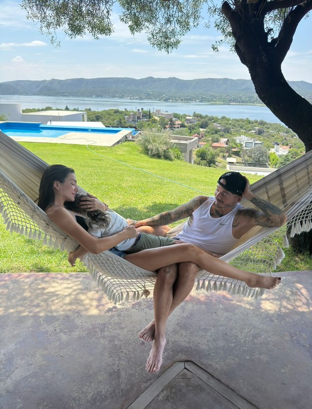 Valentina Ferrer revela por que preserva o filho com J Balvin e lembra início da carreira: 'Não me sentia modelo'