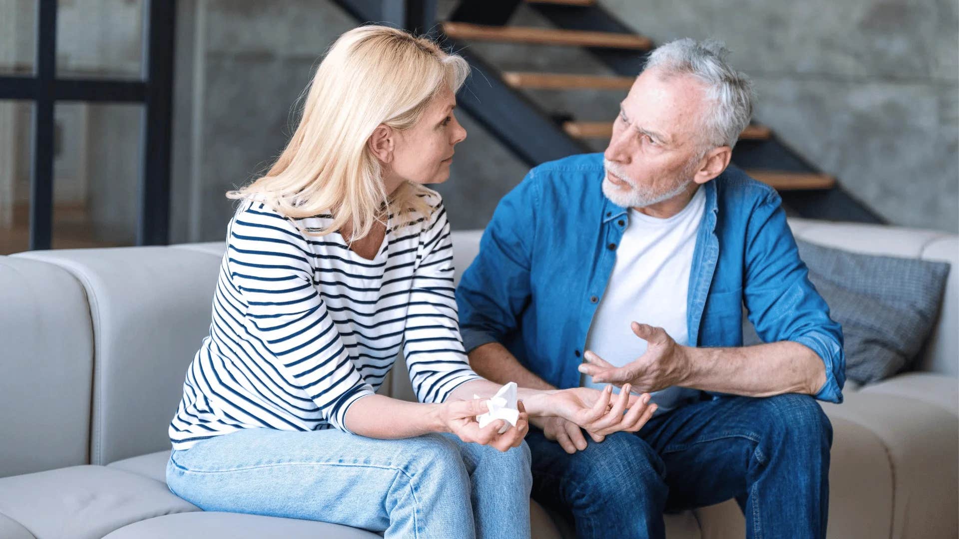11 Frases que Pessoas de Baixo QI Dizem para Parecer Inteligentes, mas na Verdade Não Significam Nada