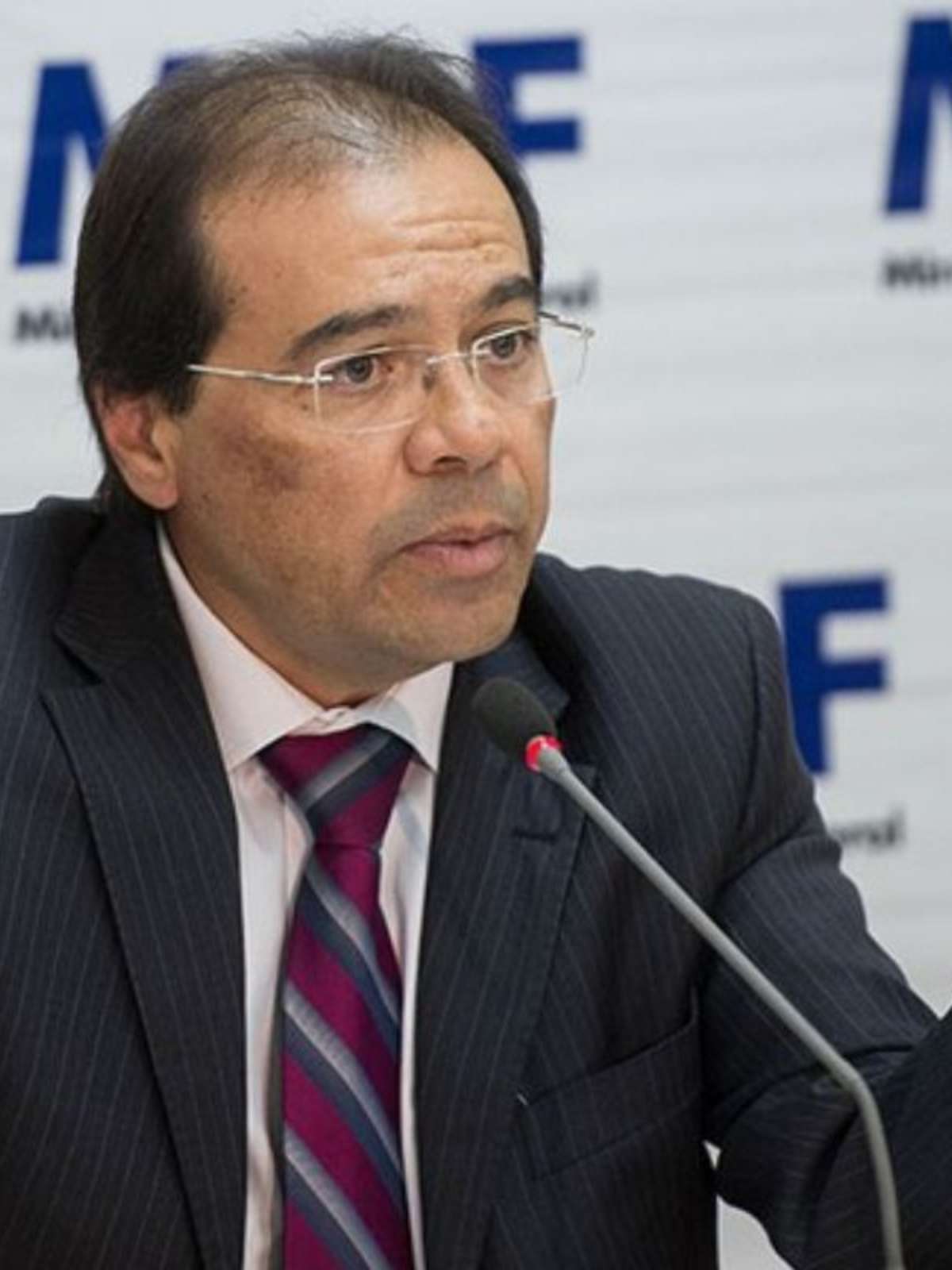 Irmão de Dino preside sessão que analisa se Gonet será investigado por elo com Vorcaro; saiba quem é