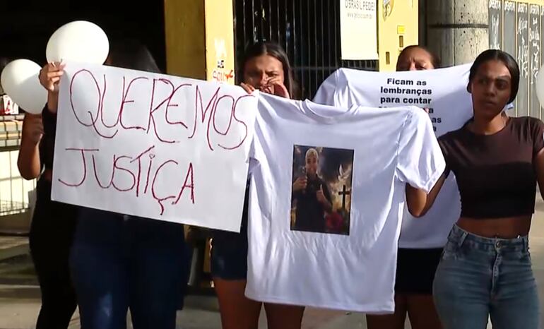Jovem morre após suposta overdose e família descobre em velório que ele pode ter sido assassinado