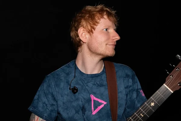 Ed Sheeran “demite” rapper que apoiou Palestina e revolta fãs: “Repugnante” - destaque galeria