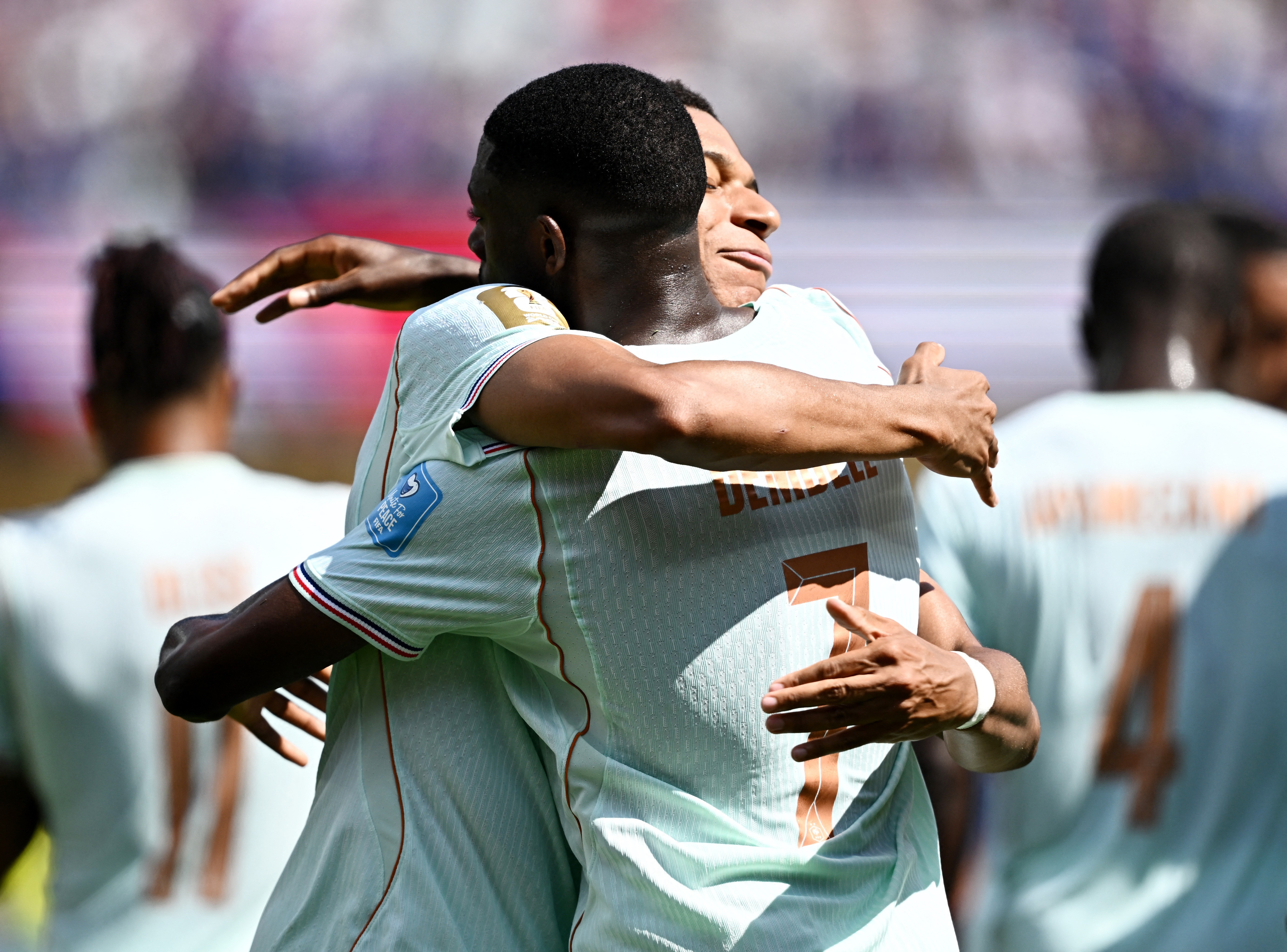 Mbappé x Dembélé: Zidane tem como primeiro desafio aparar arestas entre astros da França