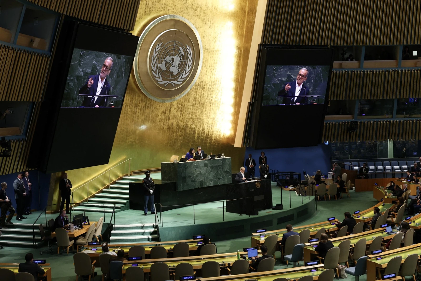 Rússia e China encerram mandato do Conselho de Segurança da ONU para monitoramento independente das sanções contra o Irã