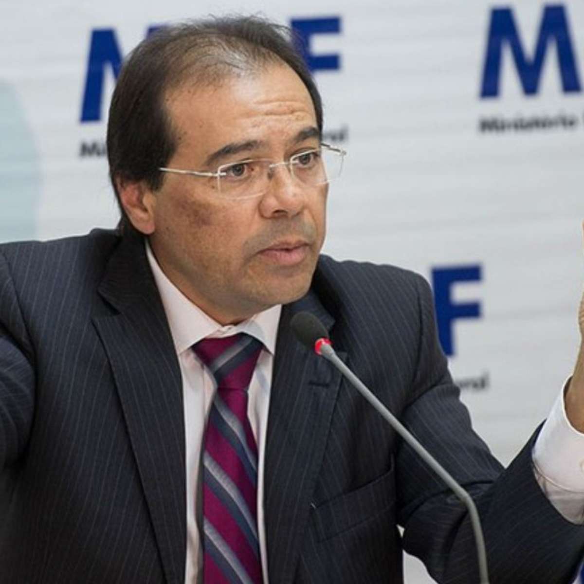 Irmão de Dino preside sessão que analisa se Gonet será investigado por elo com Vorcaro; saiba quem é