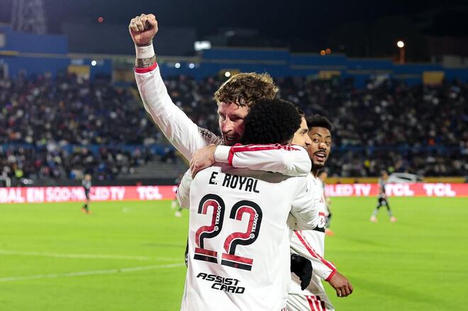 Ousadia de Leonardo Jardim deu certo. Tirou Pedro, um dia depois de convocado. E Bruno Henrique desequilibrou. Flamengo venceu e ironizou Abel. ‘Desfrutem’