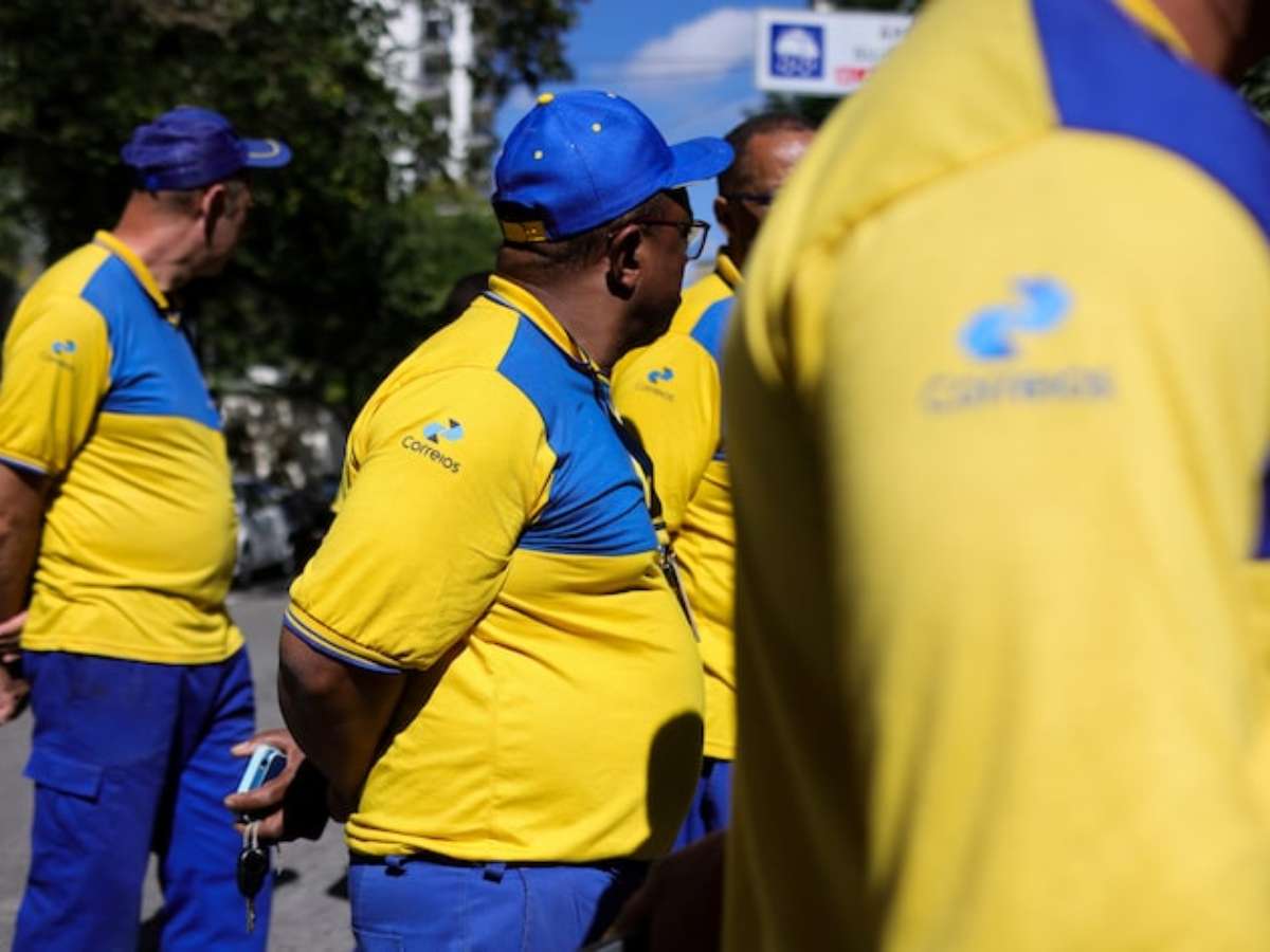 Funcionários dos Correios entram em greve em todo o país por tempo indeterminado
