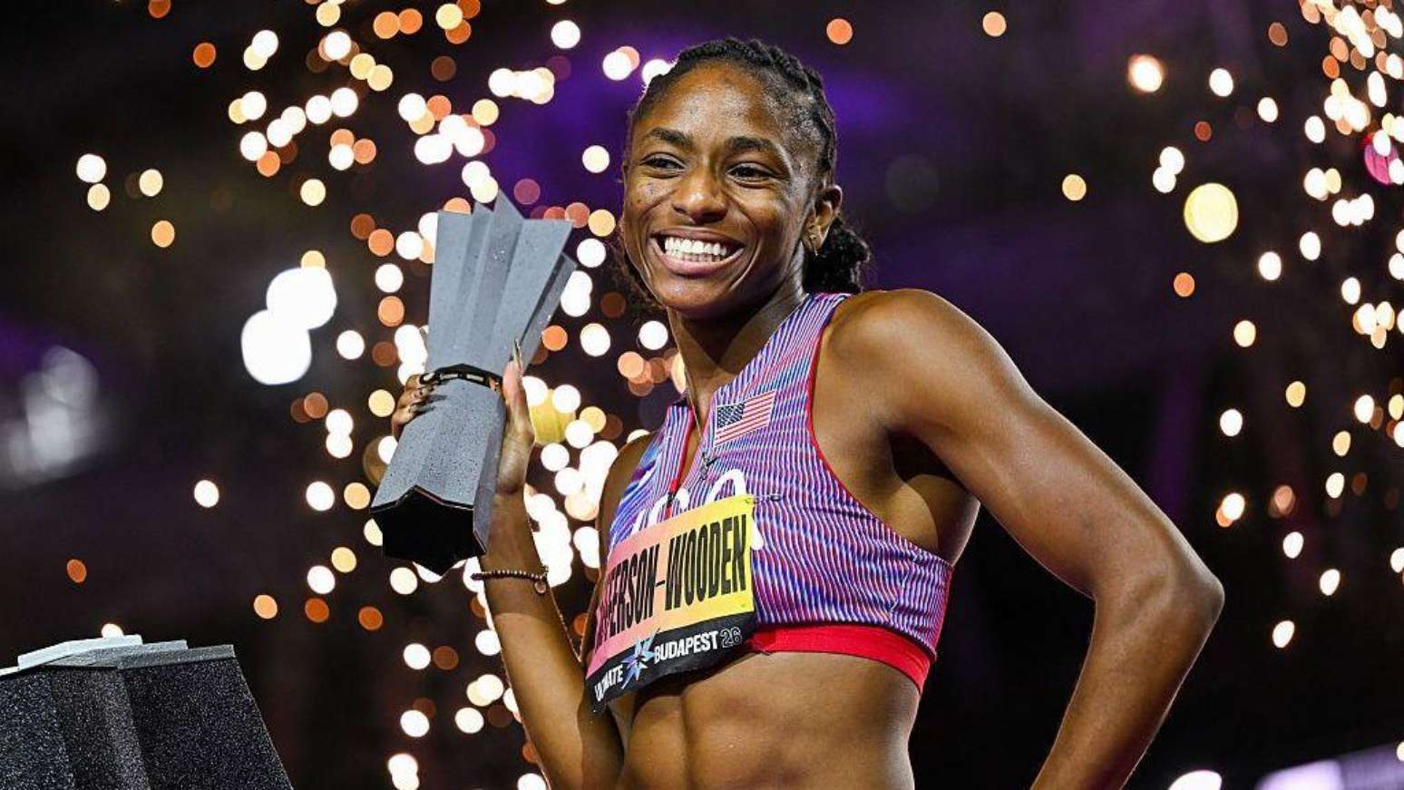 Melissa Jefferson-Wooden venceu a final dos 200 metros rasos do Mundial de Atletismo Ultimate 2026, em Budapeste, na Hungria, com a marca de 21,47 segundos (o quarto melhor tempo da hist&oacute;ria da prova)