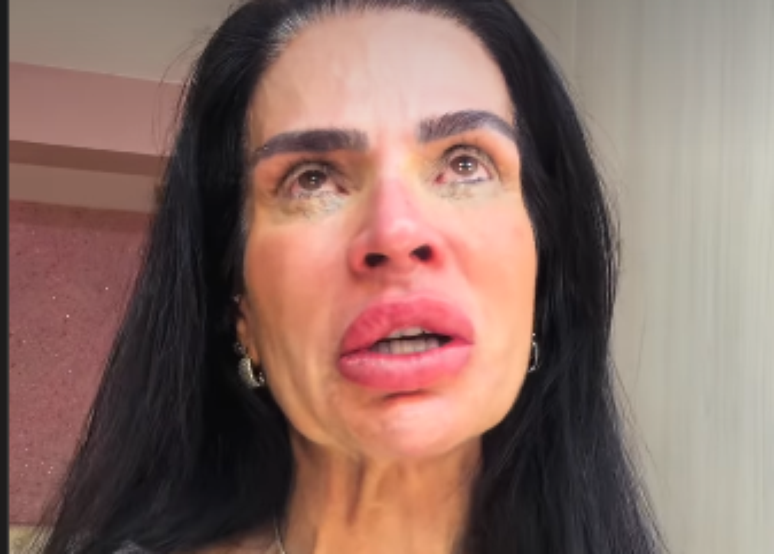 'A Fazenda': Solange Gomes chora com eliminação da filha e chama Fran Grossi de 'maldita'