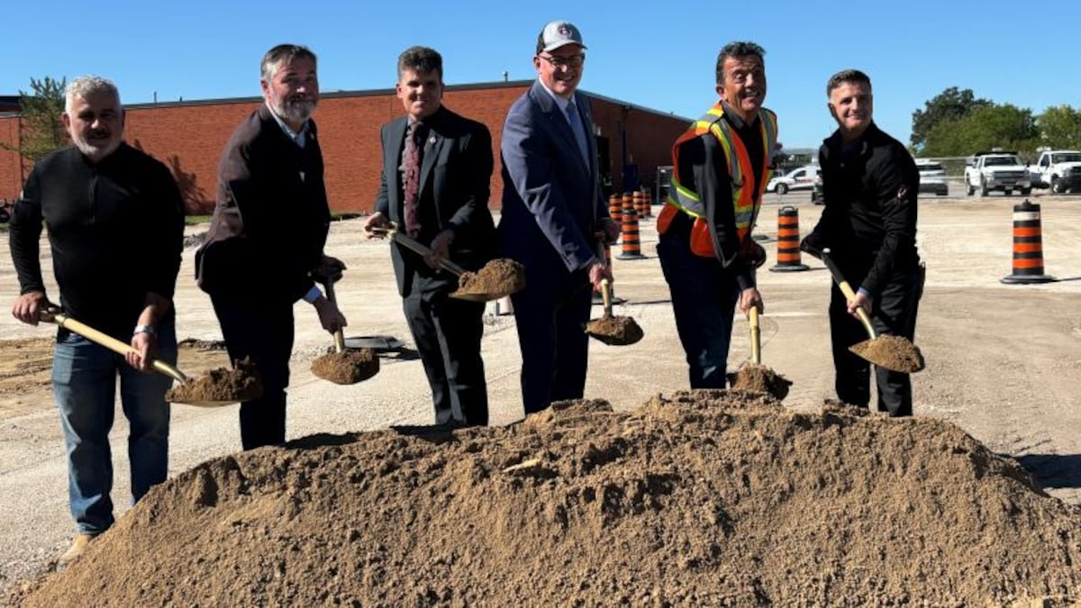 Transit Windsor expanding bus garage