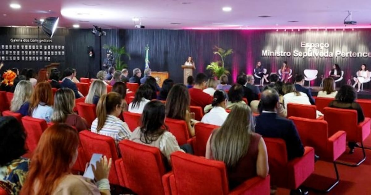 Vozes clonadas e fotos falsas: como a tecnologia pode ser usada contra as mulheres e o que fazer para se proteger