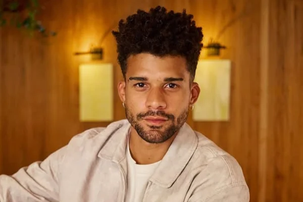 Dificuldade de Lucas Leto com lentes de contato de personagem acende alerta