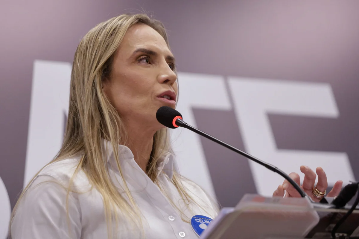 Celina a Arruda: “Nunca disse que sua herdeira andava de jatinho do Master”