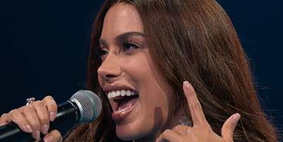 Ela &eacute; a estrela: Anitta faz bem &agrave; Globo ao dar mais visibilidade para a emissora entre os jovens Foto: Reprodu&ccedil;&atilde;o