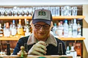 Imagem da matéria: Ed Sheeran "demite" rapper que apoiou Palestina e revolta fãs: "Repugnante"