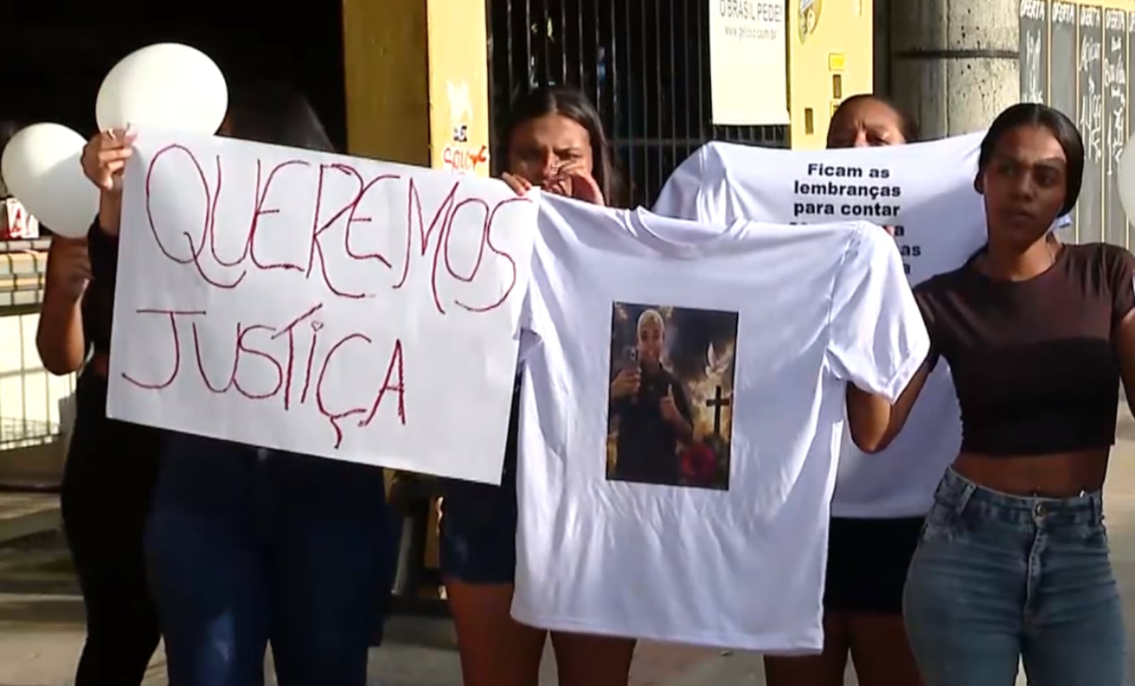 Família cobra uma investigação e pede por justiça após vídeo do espancamento Reprodução/RECORD MINAS