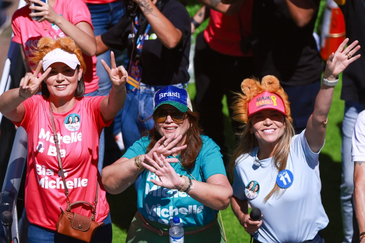 A Carreata do 22 em Ceilândia, com Michelle Bolsonaro e Celina Leão Eleições de 2026 Brasilia DF Metropoles