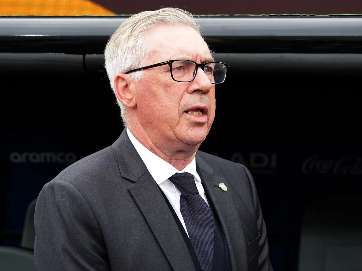 Ancelotti é detonado após empate com a Austrália e torcida pede Filipe Luís