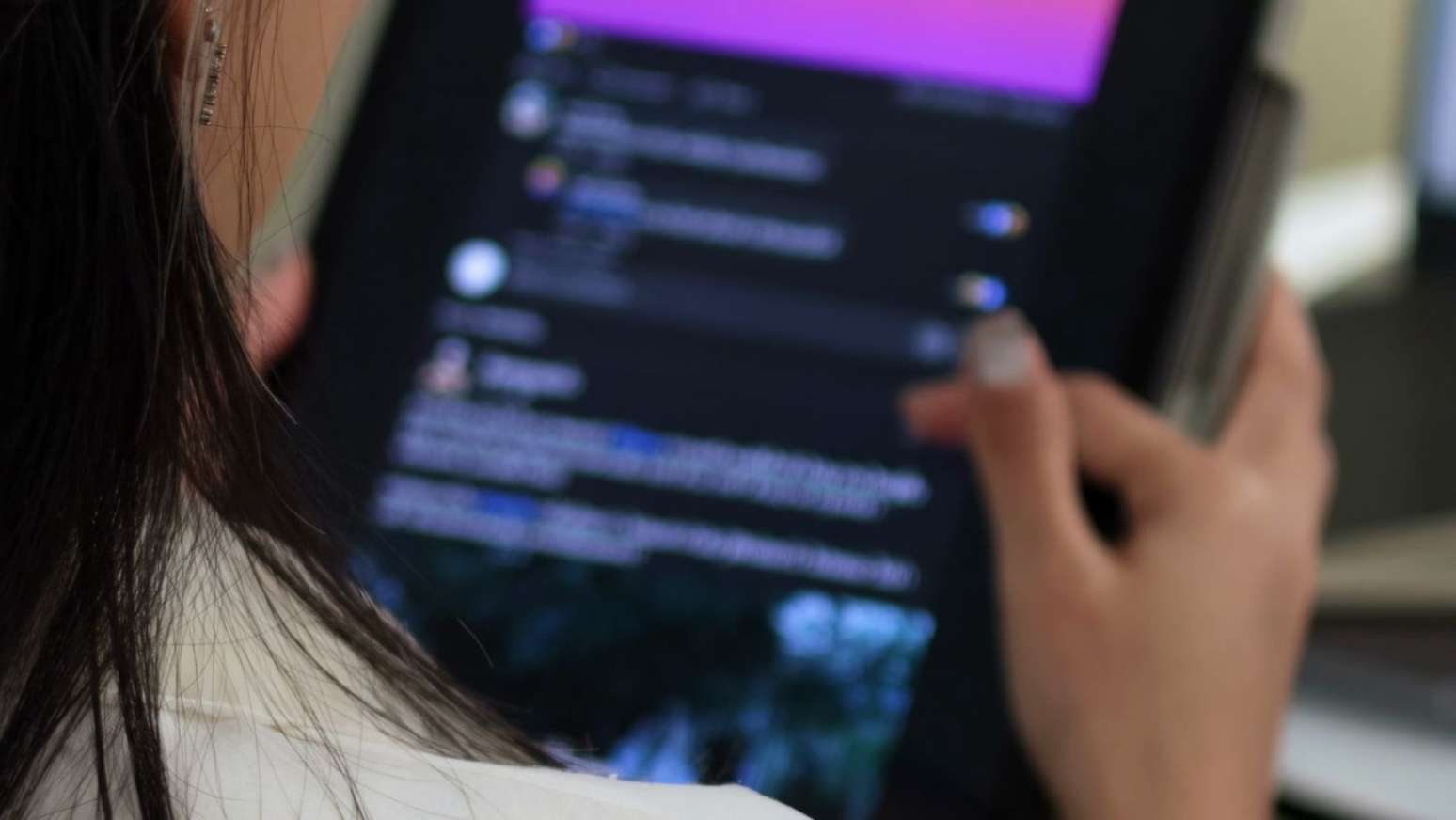 Usar a IA para pedir conselhos &eacute; forma de se desconectar de rela&ccedil;&otilde;es humanas