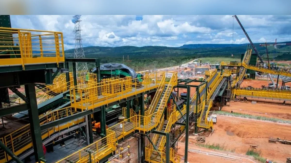 Governo de MG suspende licenças da maior produtora de lítio do país