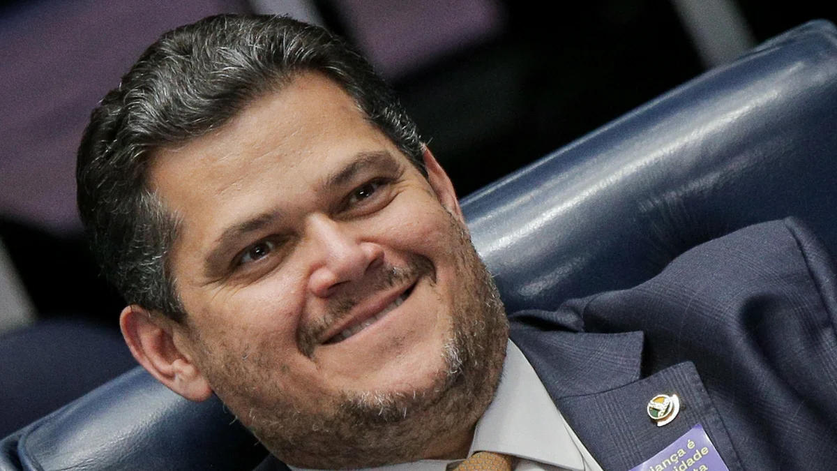 "Fala, meu amor": mensagens mostram proximidade entre Alcolumbre e Vorcaro