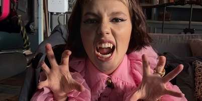 Laura Dutra como Celina em 'Vermelho Sangue': atriz ser&aacute; a protagonista jovem de 'Avenida Portugal' Foto: Reprodu&ccedil;&atilde;o