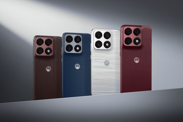 Celular Motorola com 3 câmeras: veja 4 opções com conjuntos versáteis